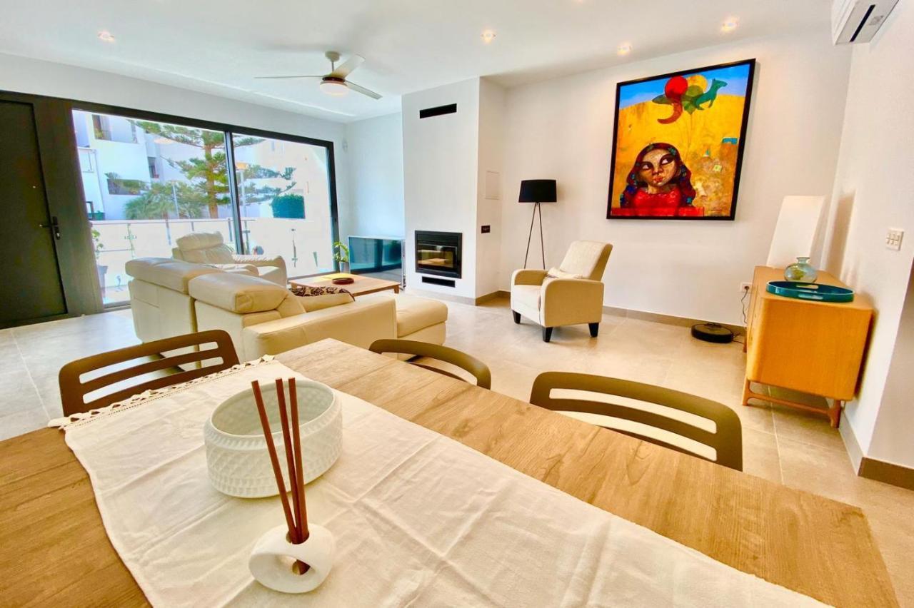 Chalet Con Piscina Privada En La Urb. De Puerto Rey Los Amarguillos Extérieur photo